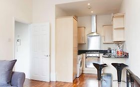 Camden Apartment A/Apartment